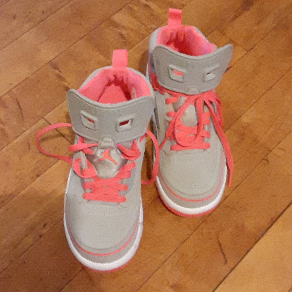 Pink and grey Jordan's kids 2y